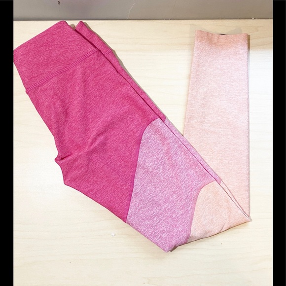 Outdoor Voices Paneled Colorblock Leggings - Picture 9 of 10